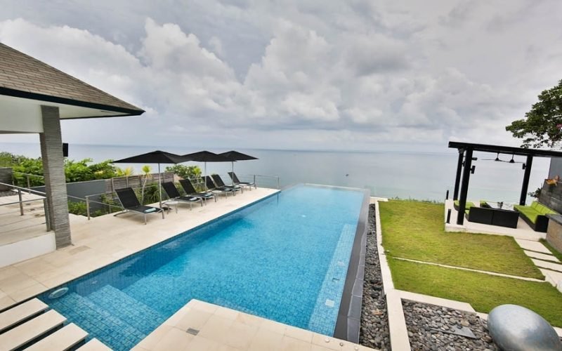 Vila pinggir tebing megah untuk dijual di Bali di deretan miliarder Uluwatu 14