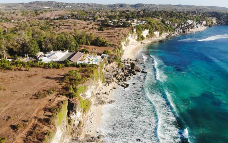 Pinggir Tebing & pinggir Pantai eksklusif untuk dijual di daerah terbaik di Uluwatu Bali 1
